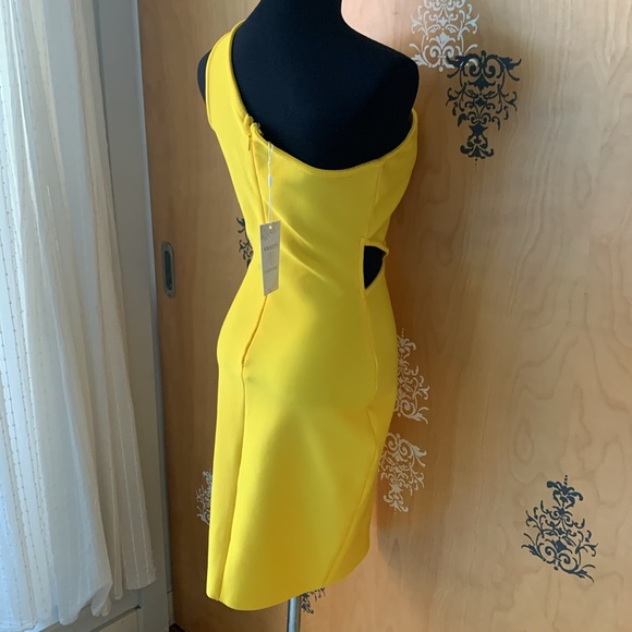 NEW - GORGEOUS Sexy Cut-Out Dress in Bright Yellow - Picture 12 of 14